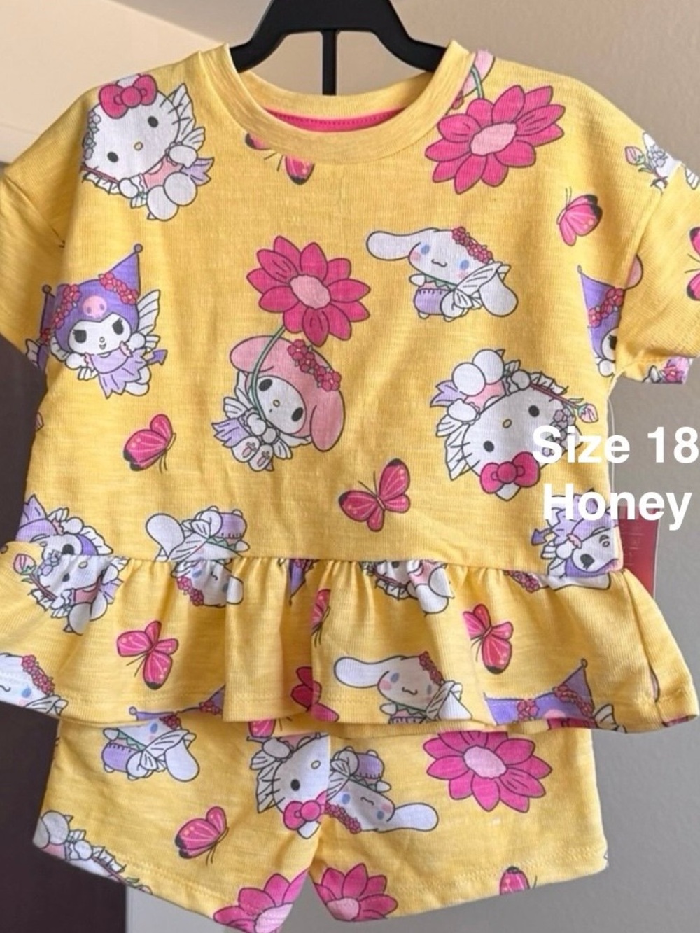 Hello Kitty and Friends Toddler Girls' Short Sleeve Set